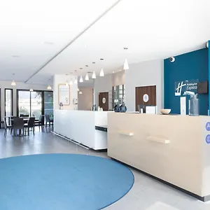 *** Hotel Express - Marseille Airport, An Ihg Frankreich