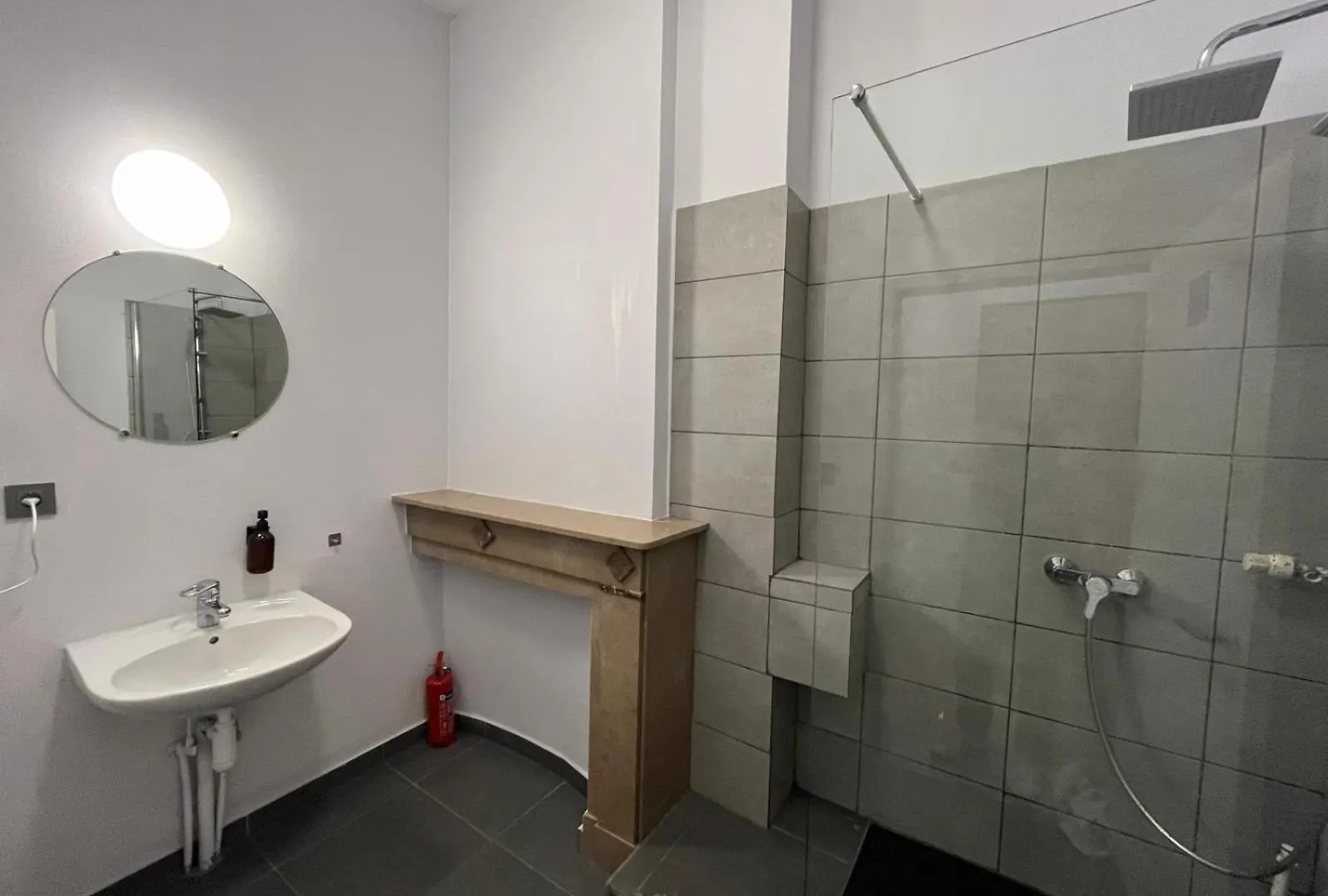 European District Hostel Brüsszel